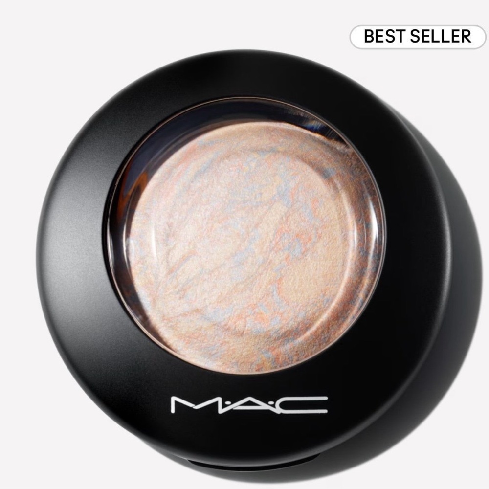 MAC Cosmetics Highlighter - Radiant Gold
